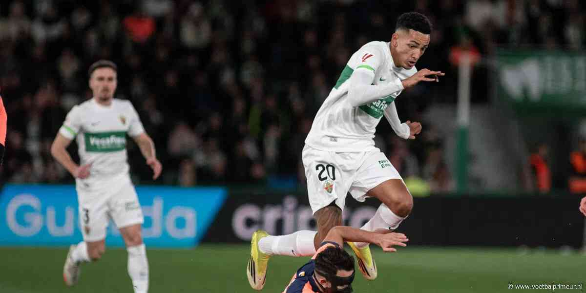'PSV, Ajax én Feyenoord tasten mis: Bournemouth legt 30 miljoen neer voor spits'