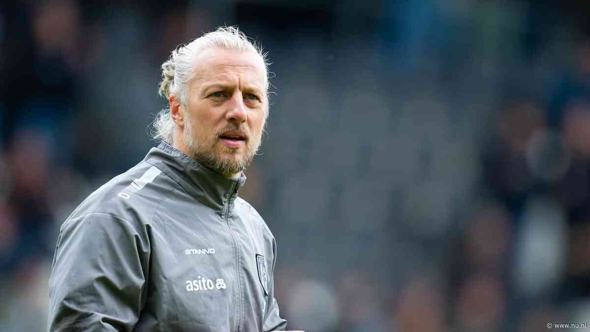 Technisch directeur Ten Hag haalt doelman Pasveer (42) terug naar FC Twente