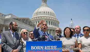 WATCH: Democratic lawmakers hail the Supreme Court's decision to uphold birthright citizenship