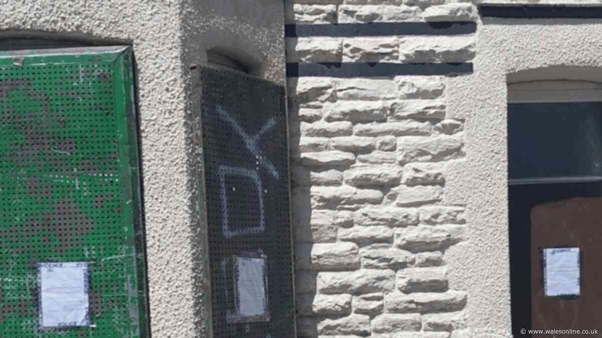 Police board up city flat linked to anti social behaviour