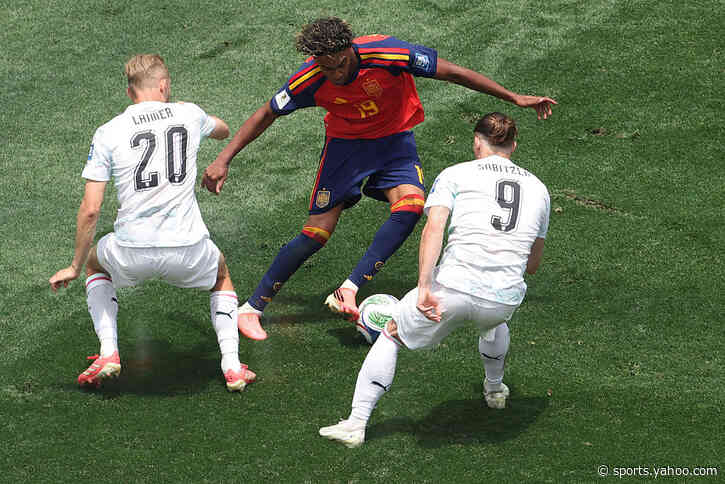 🙈 Three nutmegs in one half: Bundesliga star terrorised by Yamal!