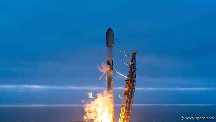 SpaceX Falcon 9 rocket launches 24 Starlink satellites from California