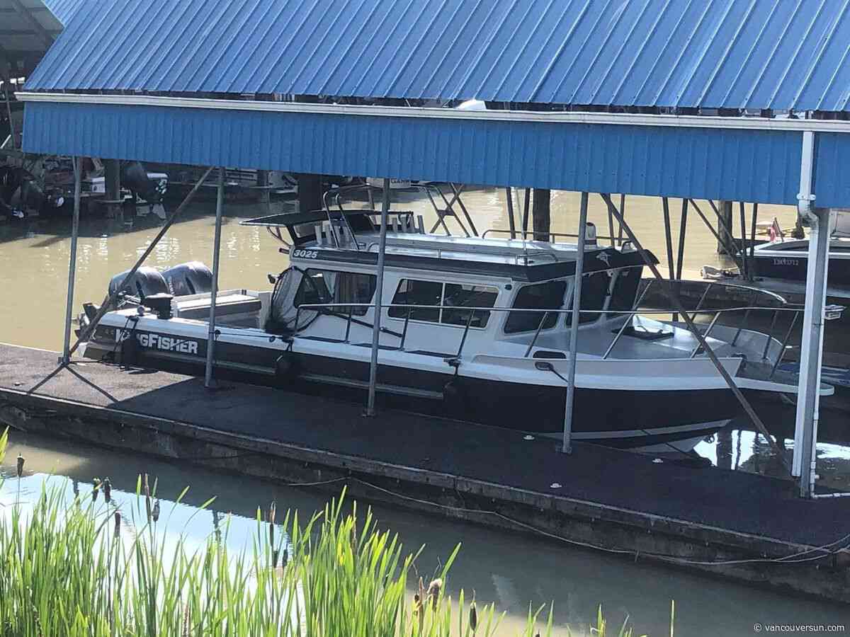 Vessel that sank off B.C. coast had been impounded last year for illegal fishing, former owner says