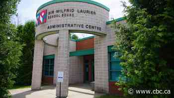 Mass email containing parents personal information sent out by Montreal-area school board