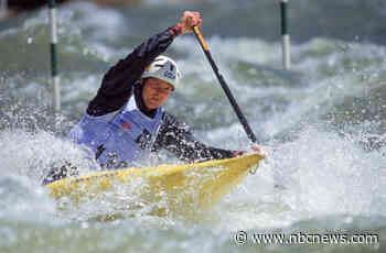 U.S. Olympic canoeist David Hearn charged with damaging Lincoln Memorial Reflecting Pool