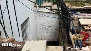 Company fined after bricklayer's 2.6m fall