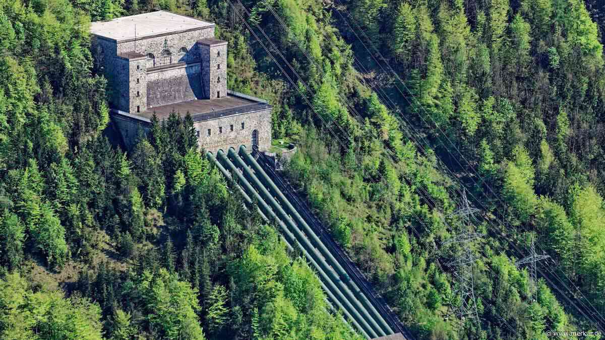Bund schaltet Anzeige in großer Zeitung: Kaufinteressenten für Kraftwerk in Oberbayern gesucht