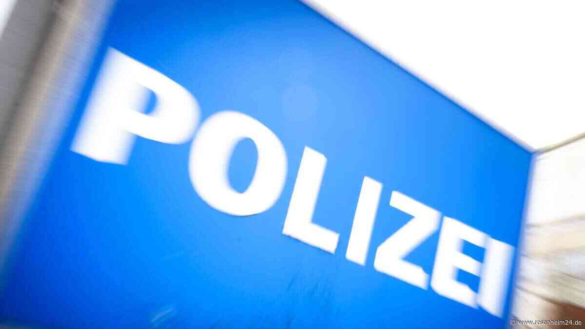 Streit auf Parkplatz die Ursache? – zwei Fahrzeuge von Stephanskirchner zerkratzt