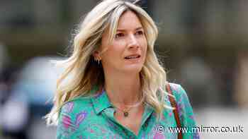 Oncologist says breast cancer signs 'more than a lump' after Lisa Faulkner news
