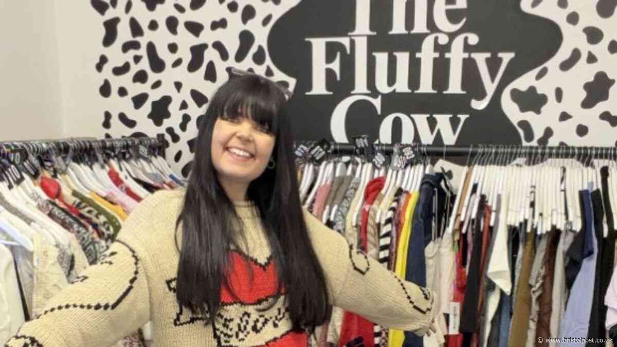 'I found a Laura Ashley dress for £35, sold for £350 now I make £16k a month'