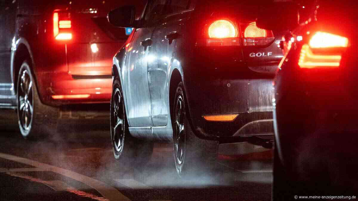 Straßenverkehr hängt weiter an fossilen Energien