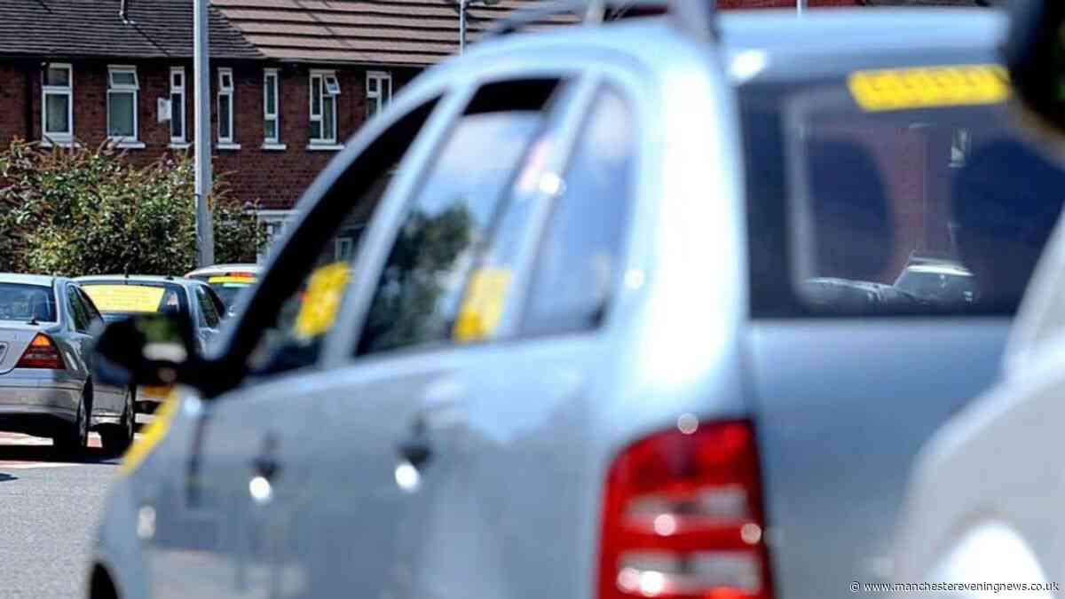 Bolton taxi driver has licence refused due to ‘major traffic offence’