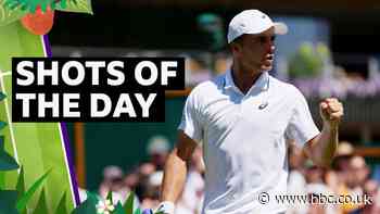 'Unbelievable' - best shots from day four of Wimbledon