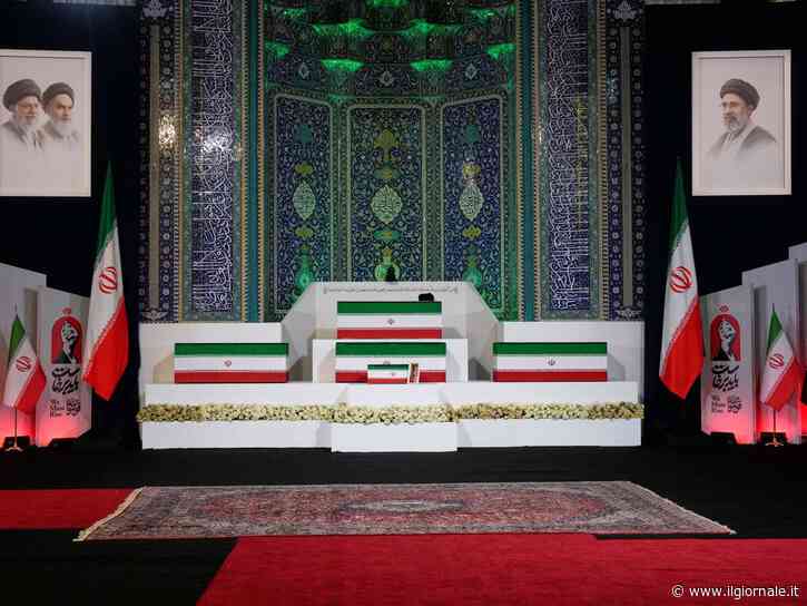 I megafunerali di Khamenei senza il figlio Mojtaba. Poi i nuovi colloqui Usa-Iran