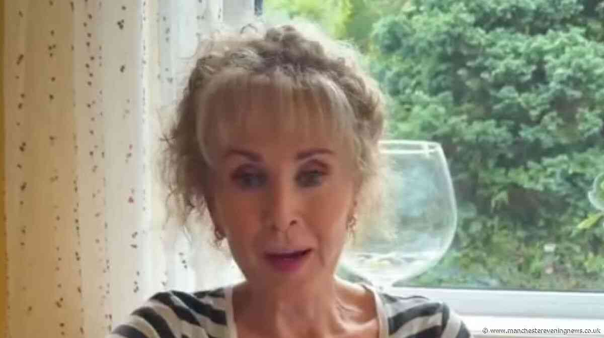 Corrie's Beverley Callard speaks to fans after first round of radiotherapy treatment