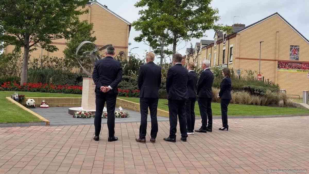 Liverpool legend pays touching tribute at Diogo Jota and Andre Silva's memorial
