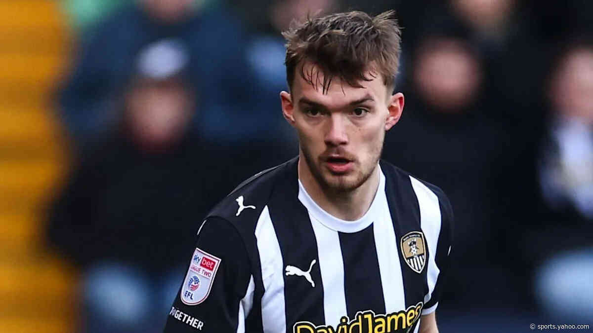 Notts County defender Macari signs new deal