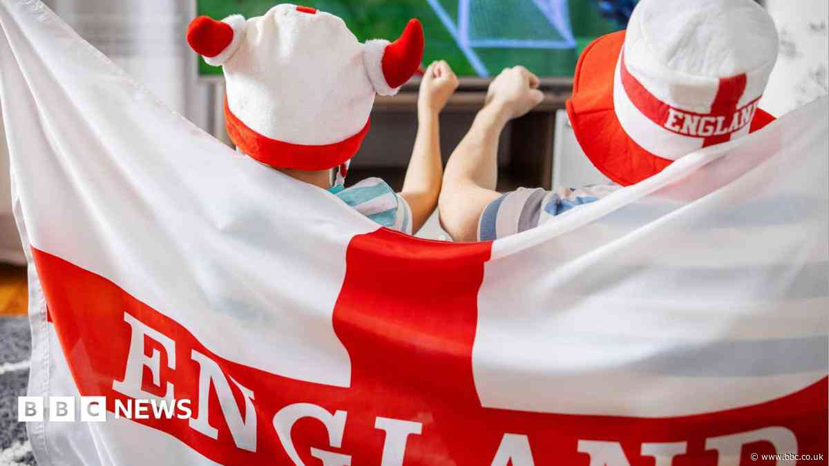 Tuchel wants young England fans to stay up for 1am World Cup clash - but should they?