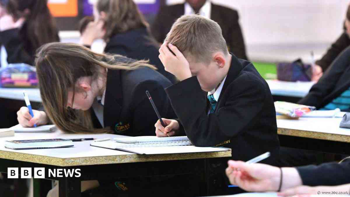 Exam board sorry for delay to Sats results in England