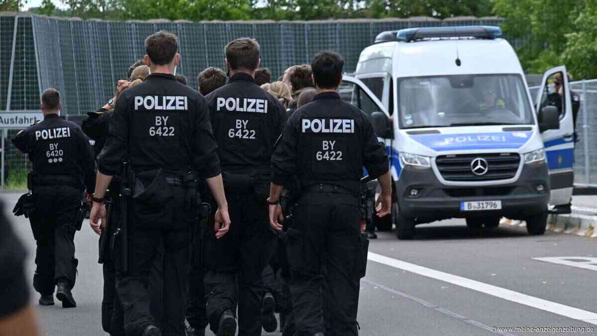 Appell gegen Gewalt: Massenprotest begleitet AfD-Parteitag