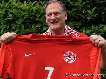 'FIFA fever': Why these Vancouver fans flew to Houston to cheer on Team Canada