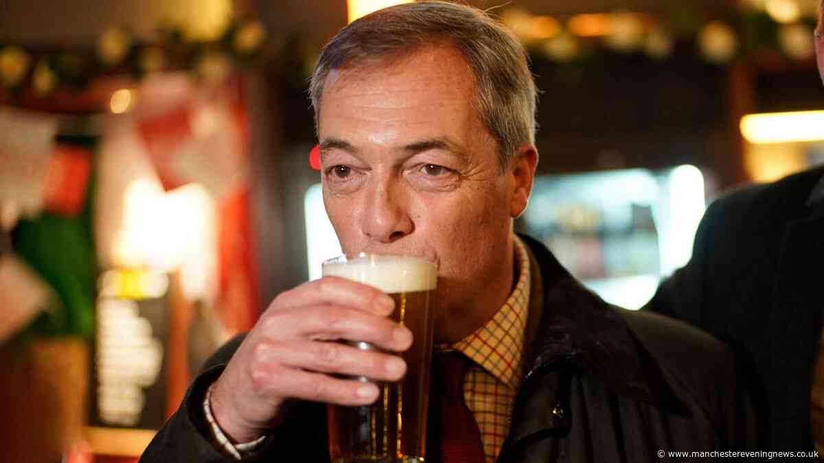 Government responds to calls banning the sale of alcohol in Parliament
