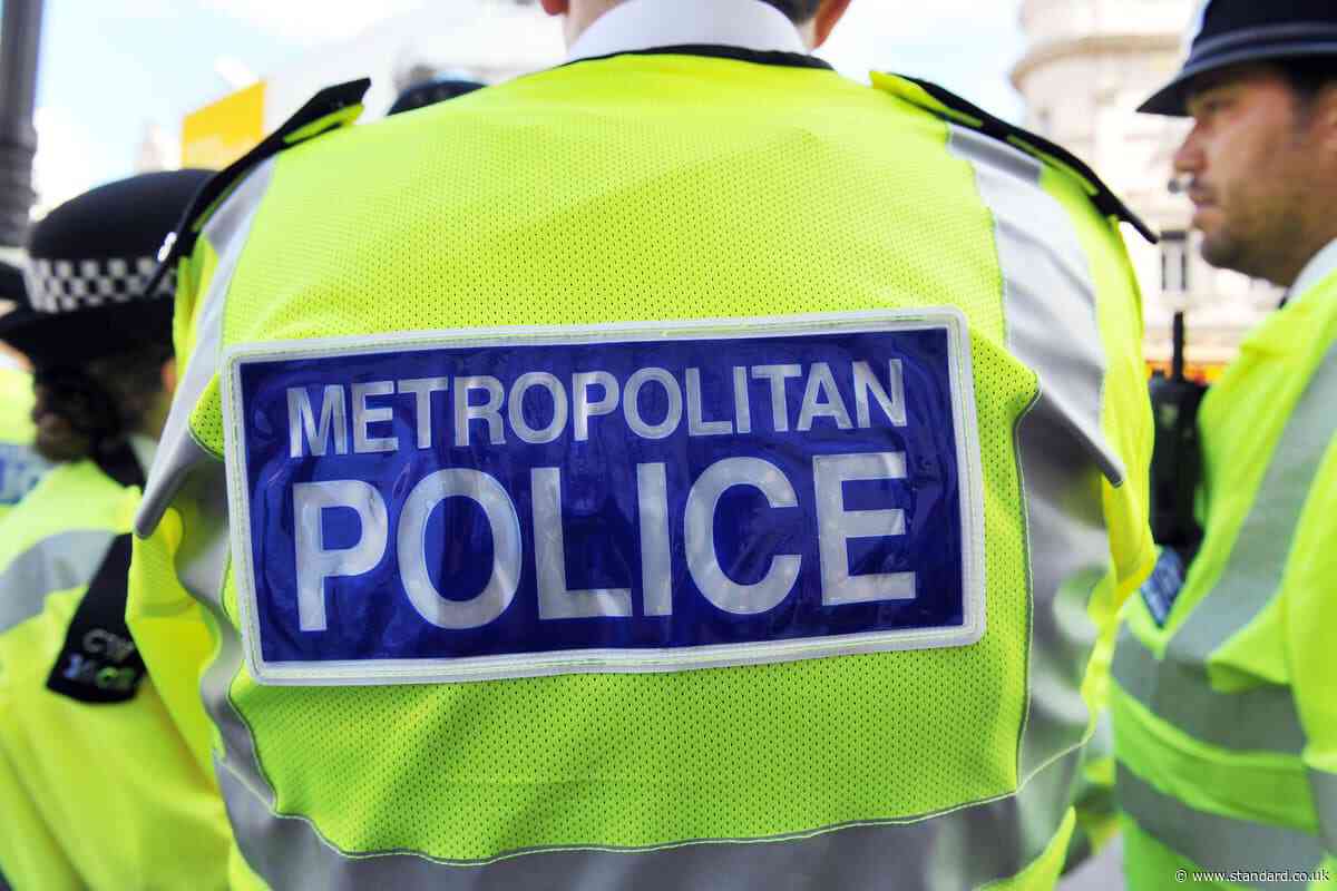 Police appeal for witnesses to shooting and stabbing in west London