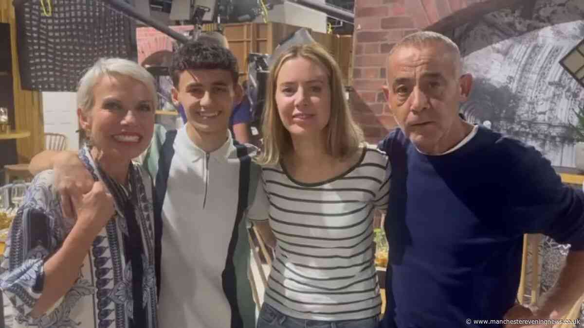 Coronation Street youngster ropes in co-stars for sweet personal message