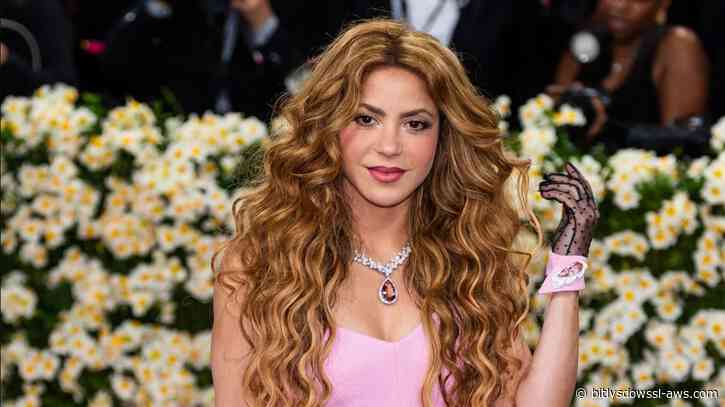 Shakira impulsa campaña por la educación de niños venezolanos afectados por terremotos