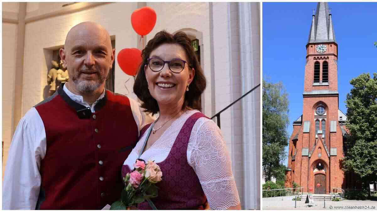„Trauung to go“: Diese Paare haben sich in der Rosenheimer Erlöserkirche spontan getraut