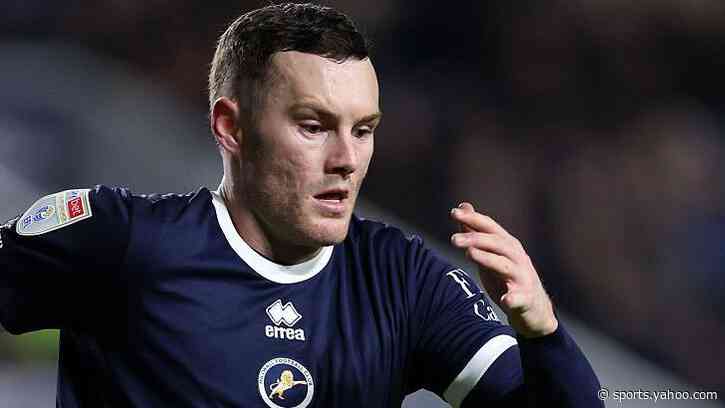 Millwall striker Langstaff joins Salford