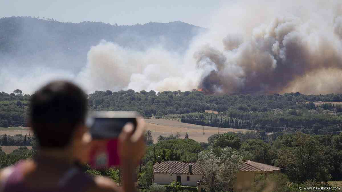 Na Frankrijk ook toeristen in Spanje getroffen door bosbrand: ’Als het moet zijn we zo weg’