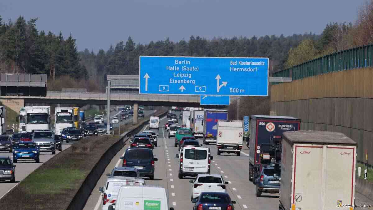 Neun Bundesländer starten in die Sommerferien: große Staugefahr am Wochenende in Bayern