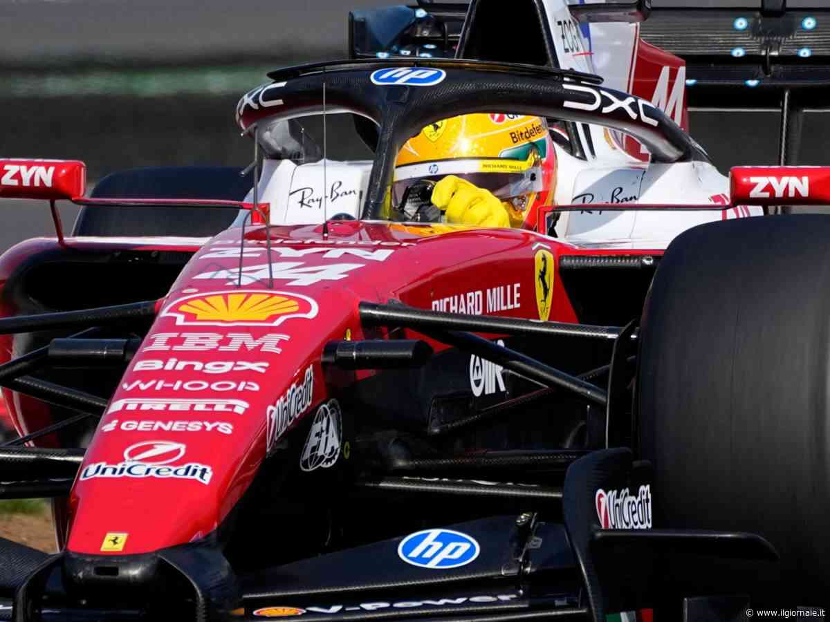 F1, re Hamilton domina a Silverstone: pole nella sprint e primo nelle libere