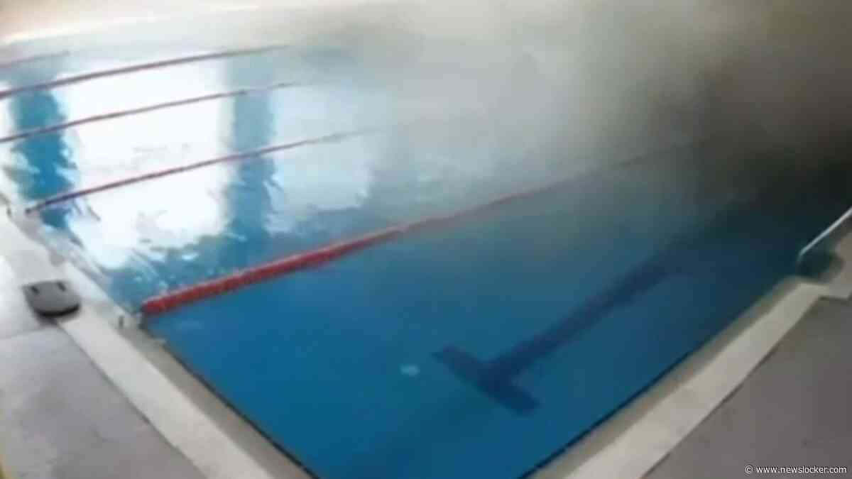 Bizarre beelden: Russische raket slaat in bij een zwembad