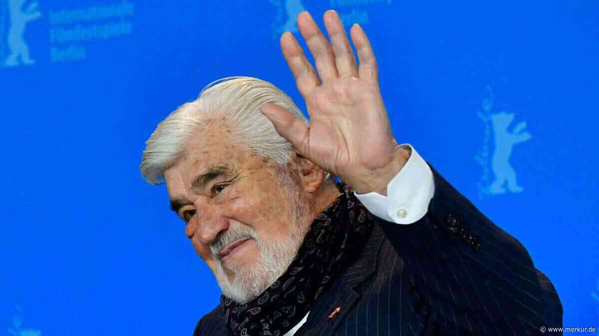 Rätsel um Mario Adorfs Grab: Fans pilgern nach Saint-Tropez – Zettel verweist auf Fehler