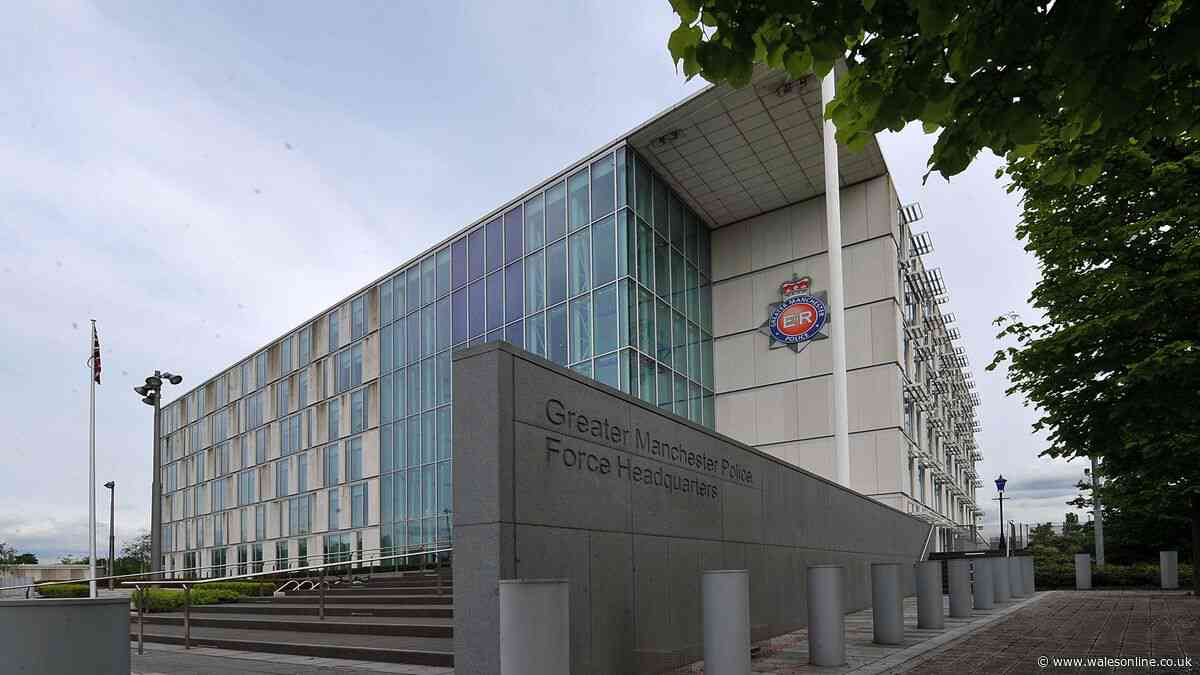 The shocking texts sent by a sex-obsessed police officer that saw him leave police force in disgrace