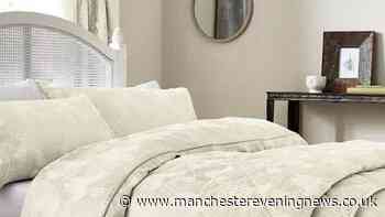 Luxury homeware fan 'approved' £165 bedding set reduced to £39 that 'barely creases'