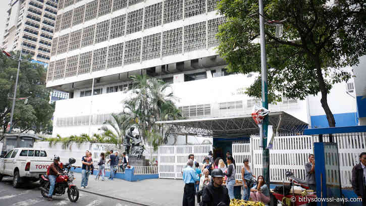 Desalojo preventivo y traslados de emergencia en el J. M. de los Ríos por daños en la infraestructura a causa de los terremotos