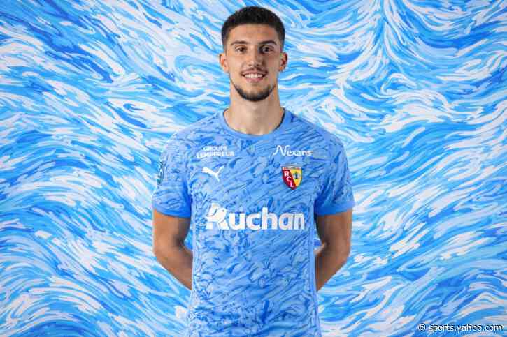 Aston Villa preparing opening offer for Lens’s Robin Risser