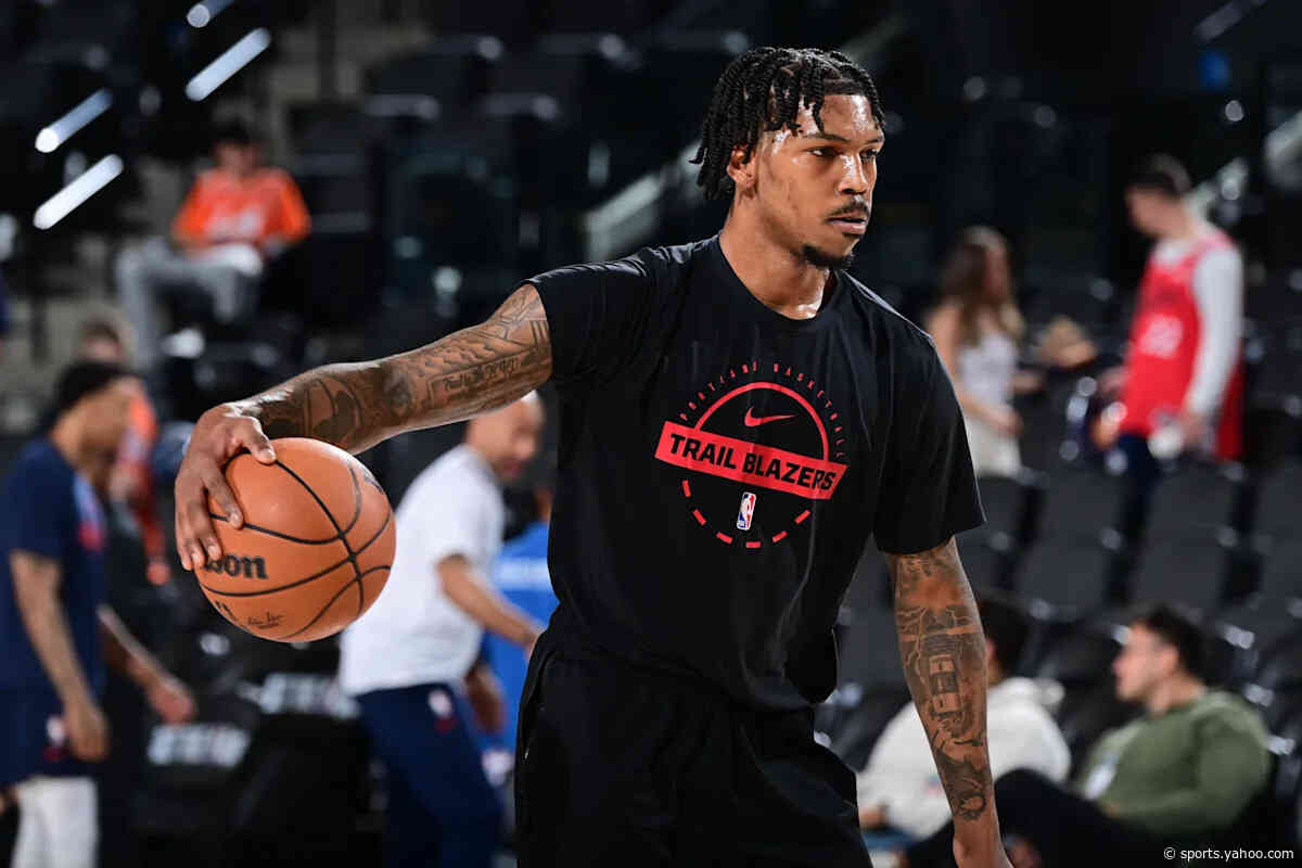 Report: Sixers sign Caleb Love to two-way contract