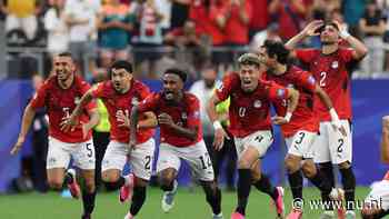 'Van Gaal-wissel' helpt Australië niet, Egypte via penalty's naar achtste finales WK