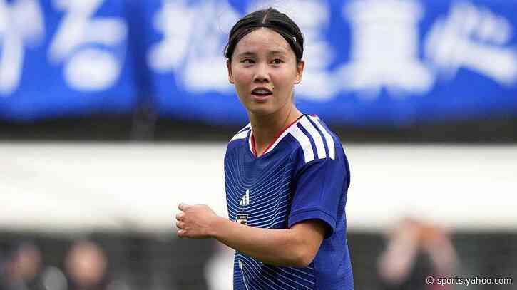 Chelsea sign Japan midfielder Matsukubo