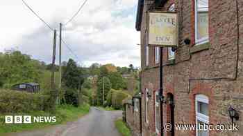Villagers oppose plans to turn sole pub into house