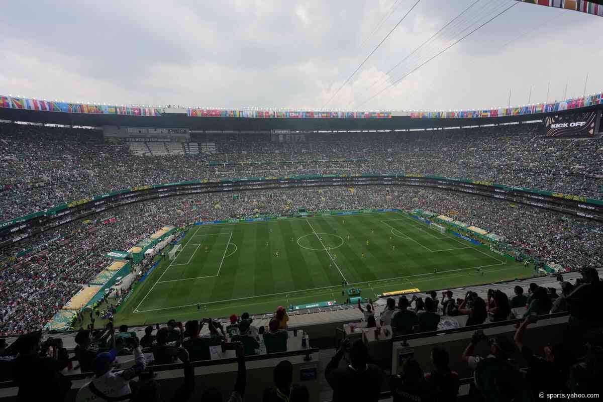 Gary Neville blasts Fifa for England vs Mexico kick-off confusion