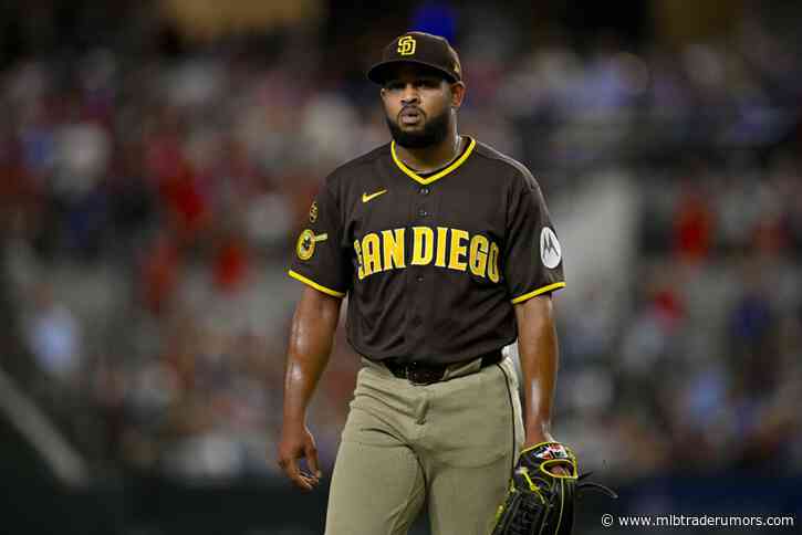 Padres Place Randy Vásquez, Freddy Fermin On Injured List