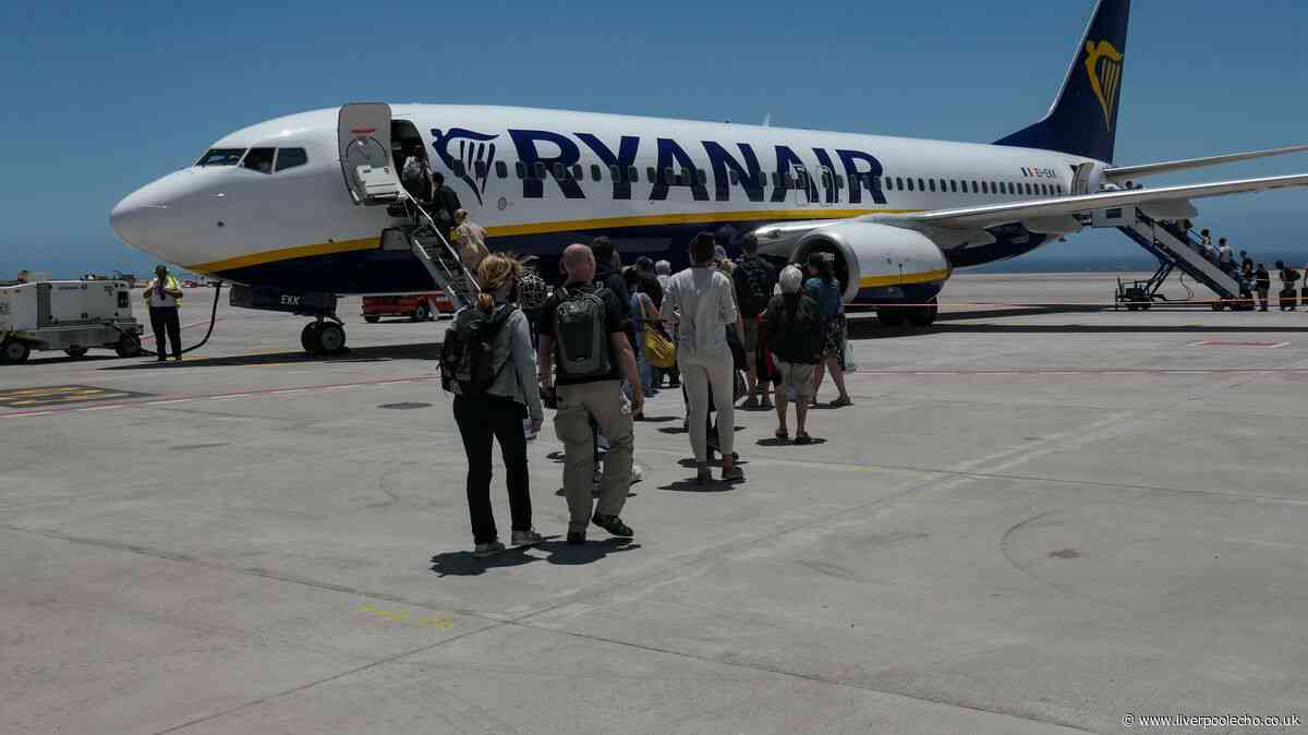 Ryanair issues warning over 7 EU airports and says passengers face 'needless chaos' in weeks