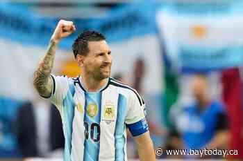 Messi scores 20th World Cup goal, extends streak to 8 games and takes Golden Boot lead