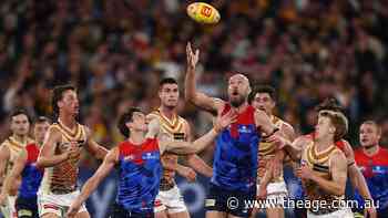 AFL LIVE: Hawthorn and Melbourne go head-to-head in Tasmania as round 17 continues