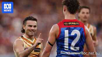 Live: Hawks look for revenge against Dees as Giants host ladder-leaders Freo